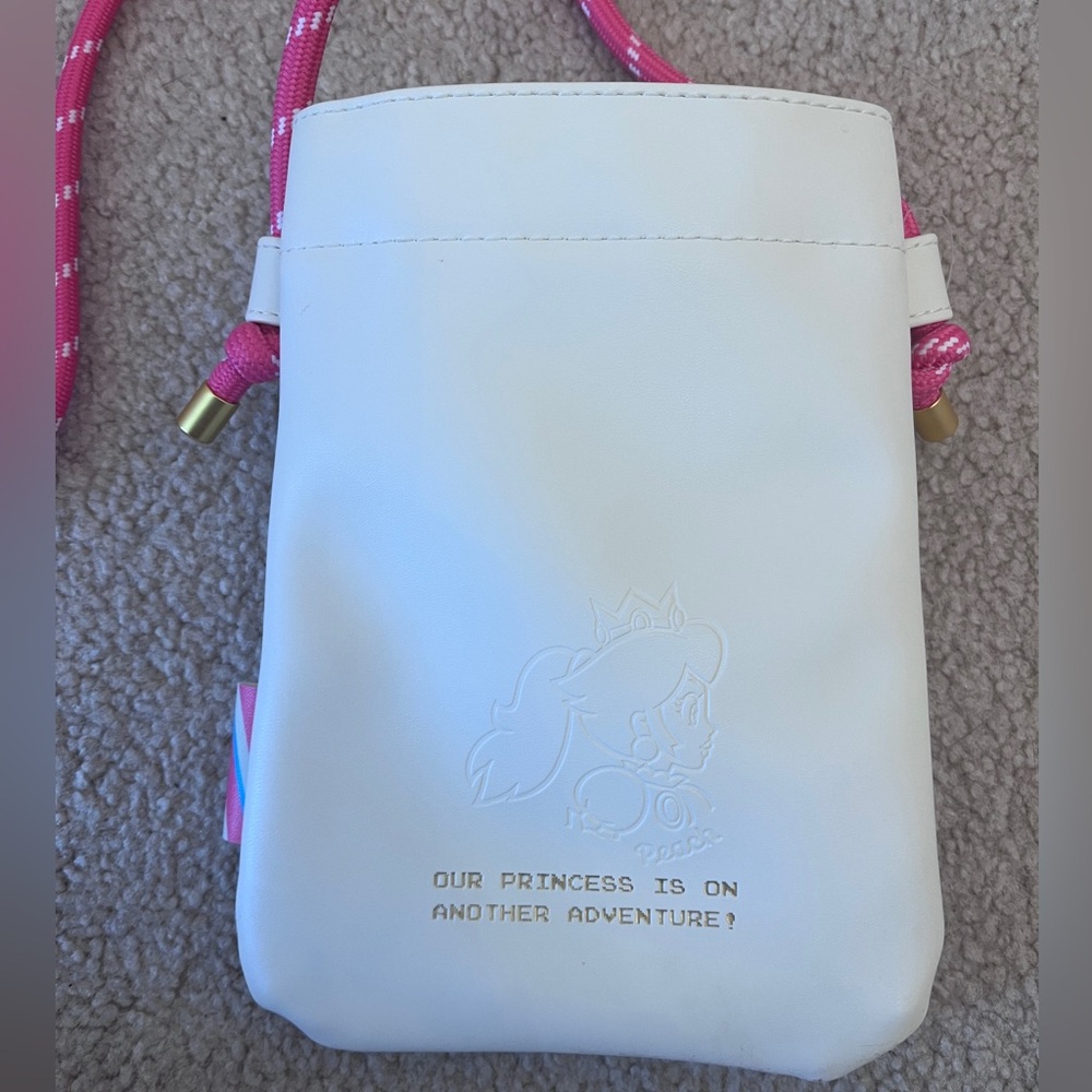 NWT 🤍 Mario/princess Peach bag🤍 - Picture 3 of 6